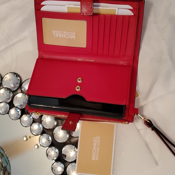 Michael Kors wallet - Picture 5 of 8